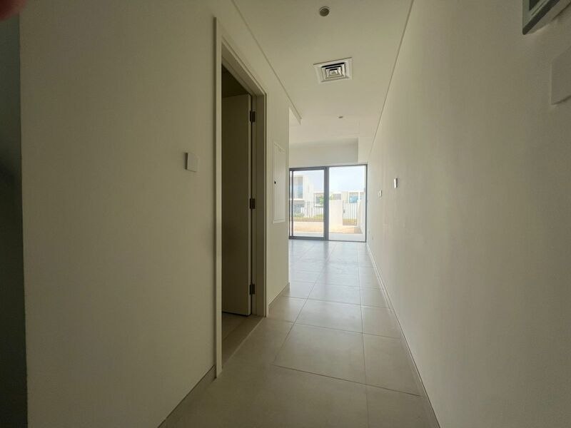 الصورة 6 من 23