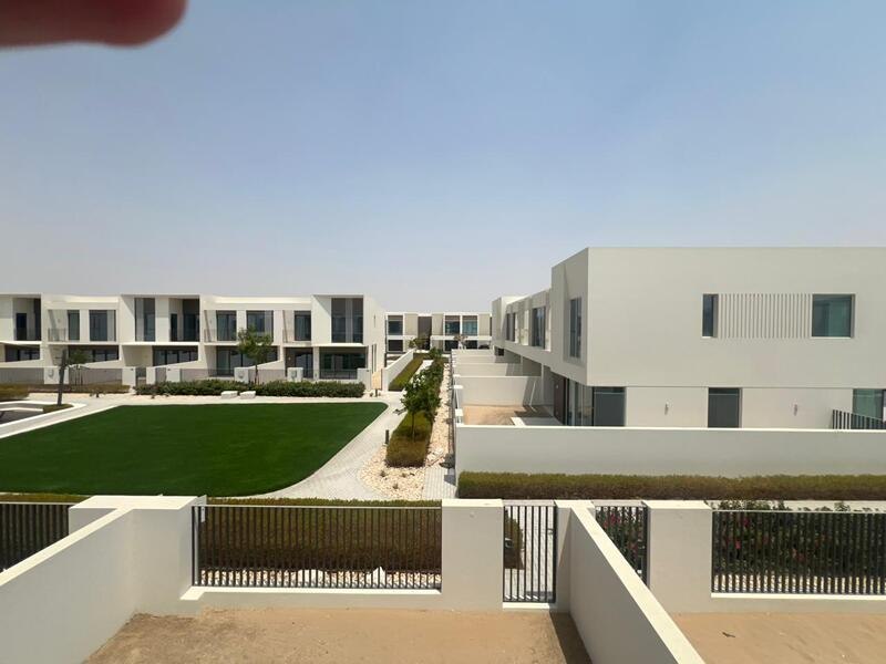 الصورة 8 من 23