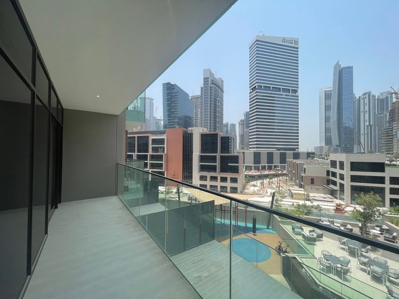 الصورة 2 من 25