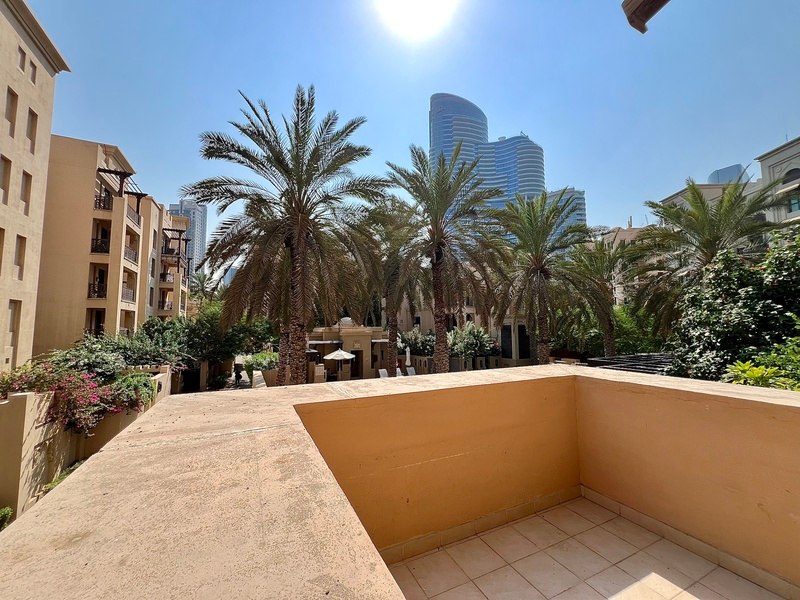 الصورة 2 من 10
