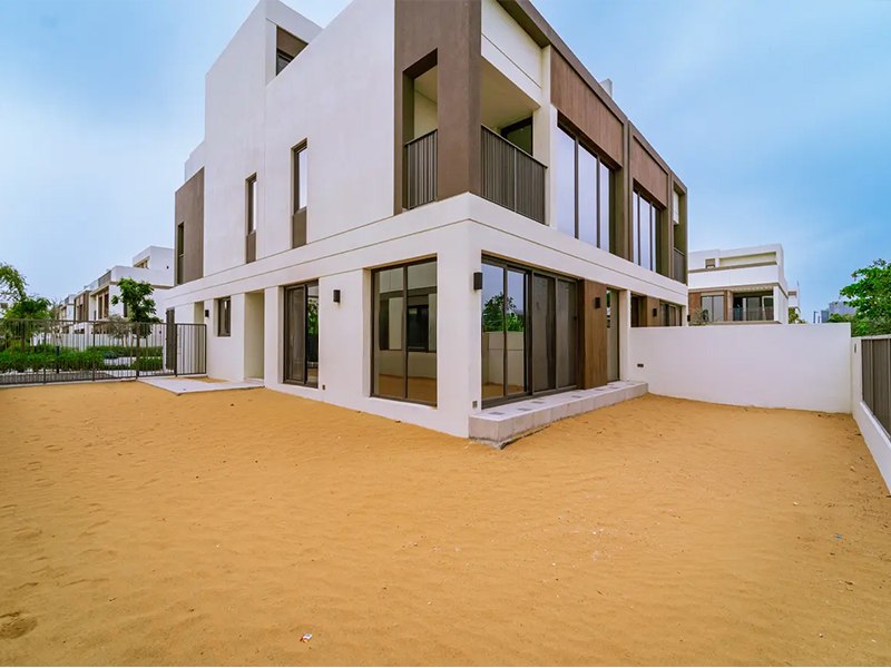 الصورة 12 من 18