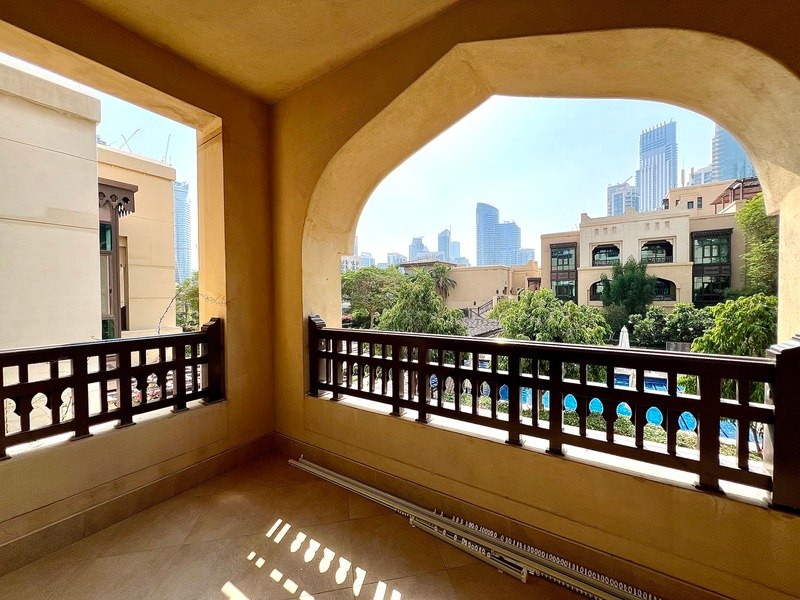 الصورة 4 من 12