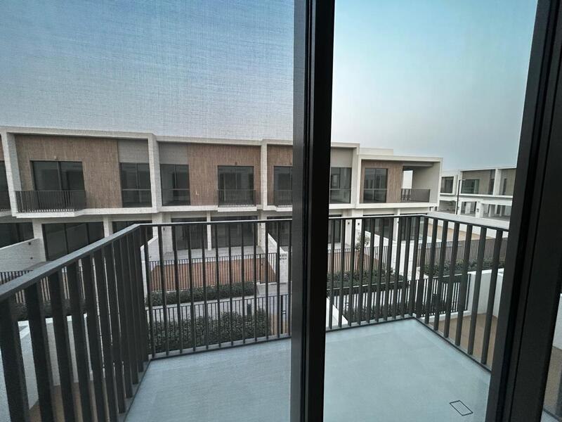 الصورة 11 من 19